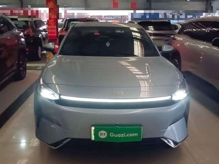 Фото 3 - Geely Galaxy L6