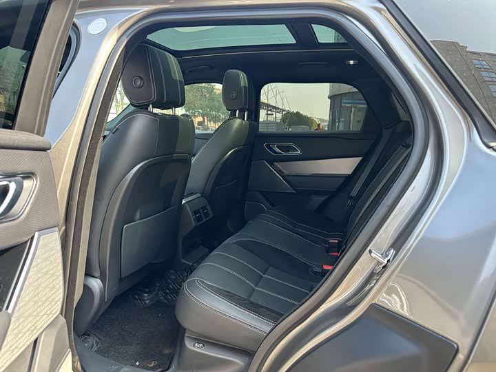 Фото 7 - Land Rover Range Rover Velar