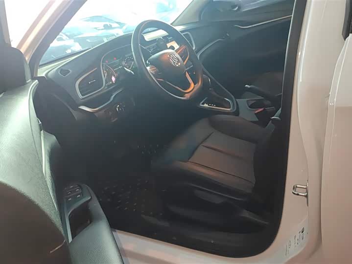 Фото 9 - Buick Excelle GT