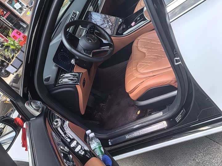 Фото 9 - Mercedes-Benz S-Class