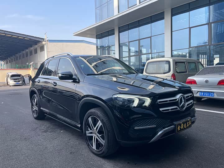 Фото 3 - Mercedes-Benz GLE-Class