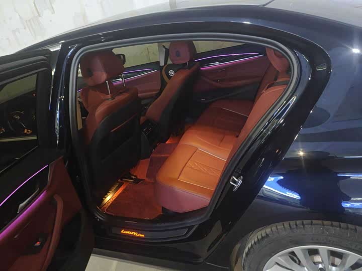 Фото 5 - BMW 5 Series