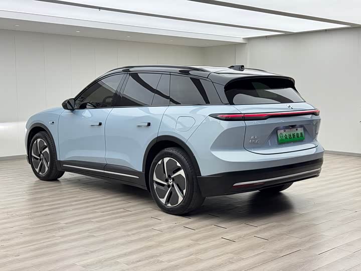 Фото 8 - Nio ES6