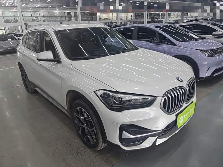 Фото 4 - BMW X1