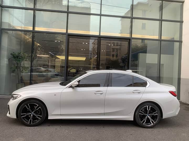 Фото 4 - BMW 3 Series