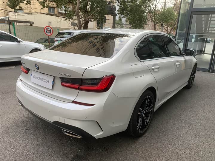 Фото 7 - BMW 3 Series