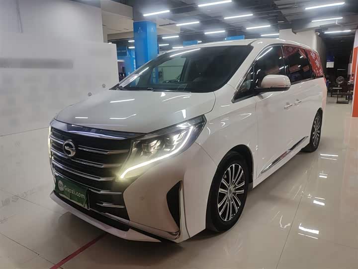 Фото 2 - GAC Trumpchi M8