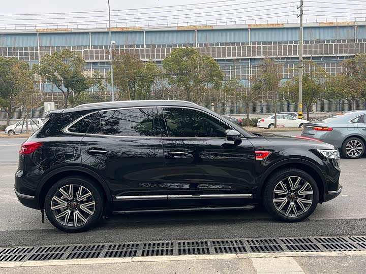 Фото 4 - Hongqi HS5