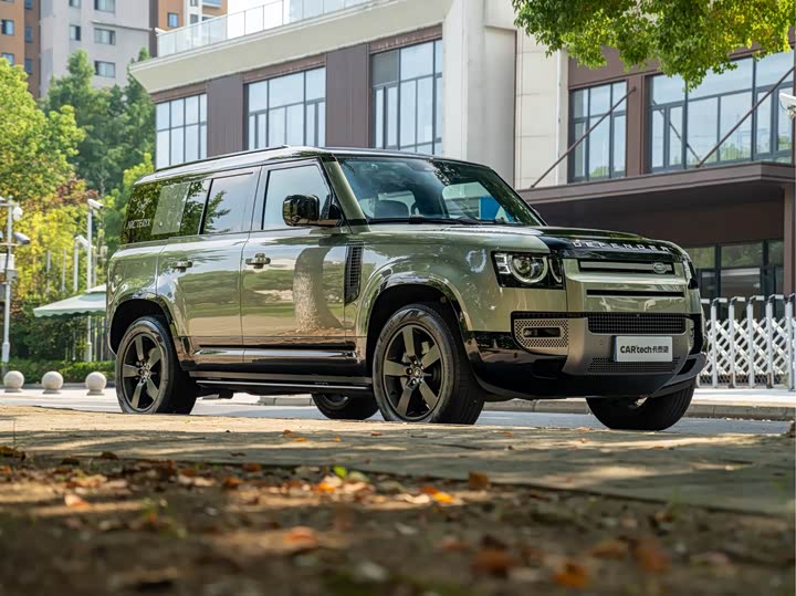 Фото 7 - Land Rover Defender