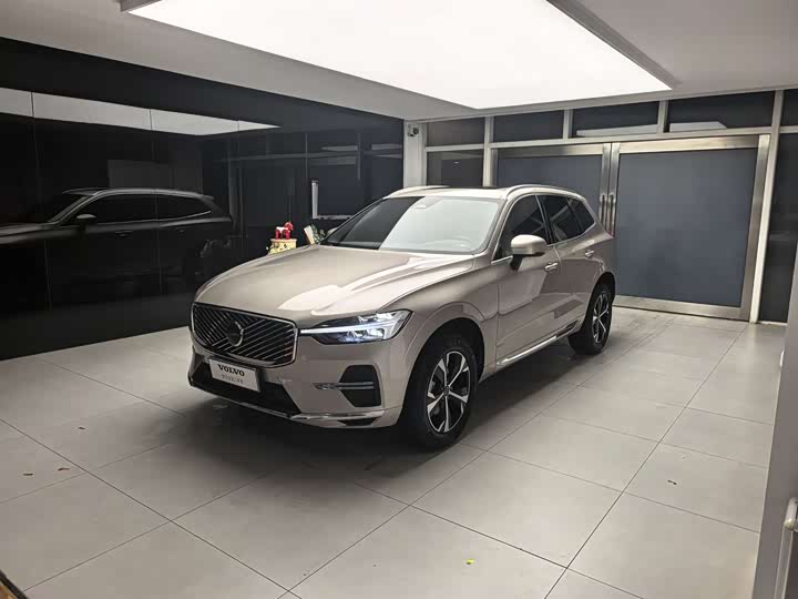 Фото 1 - Volvo XC60