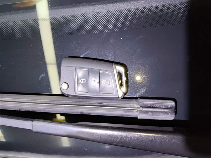 Фото 9 - Volkswagen Lavida