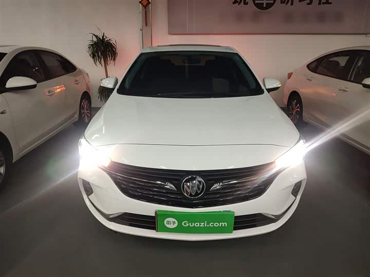 Фото 3 - Buick Verano