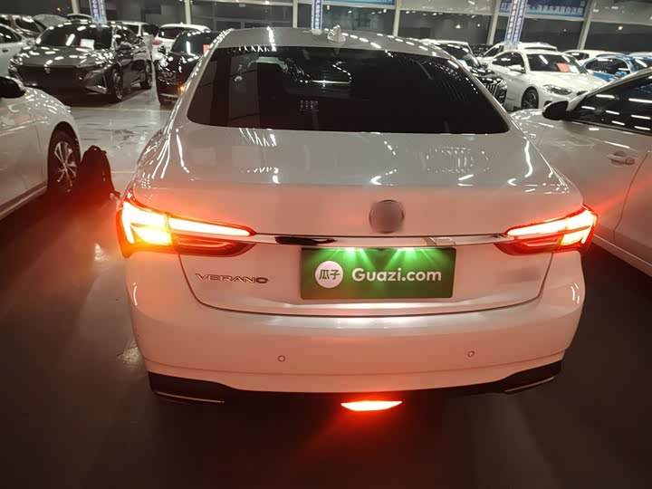 Фото 6 - Buick Verano