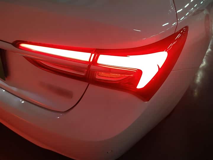 Фото 8 - Buick Verano