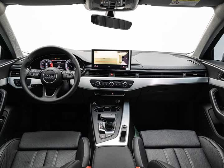 Фото 7 - Audi A4L