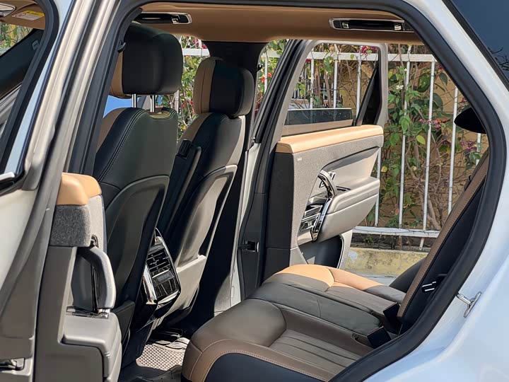 Фото 8 - Land Rover Range Rover Sport