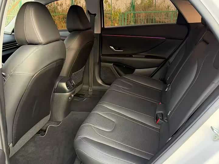 Фото 9 - Hyundai Elantra N line