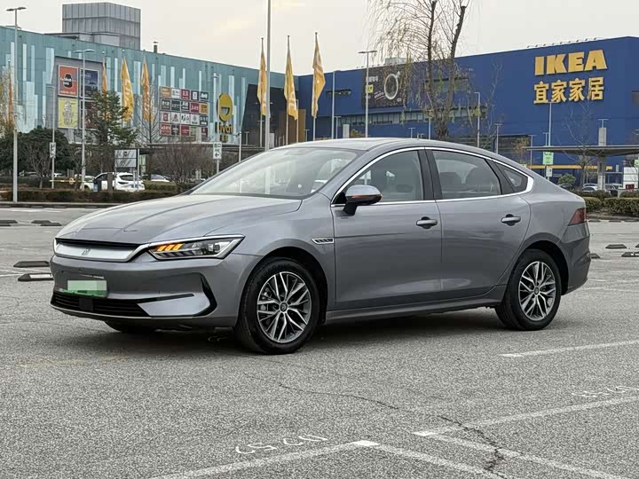 Фото 1 - BYD Qin Plus