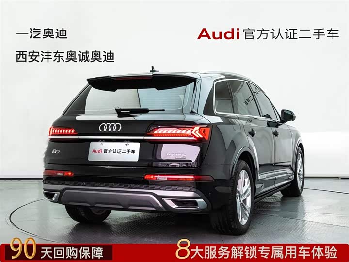 Фото 5 - Audi Q7
