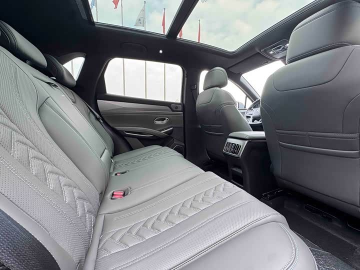 Фото 7 - BYD Song L DM-i Hybrid