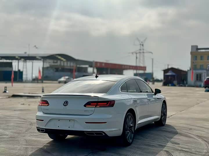 Фото 7 - Volkswagen CC
