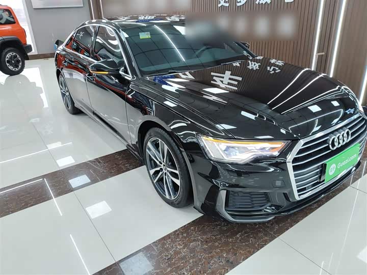 Фото 4 - Audi A6L