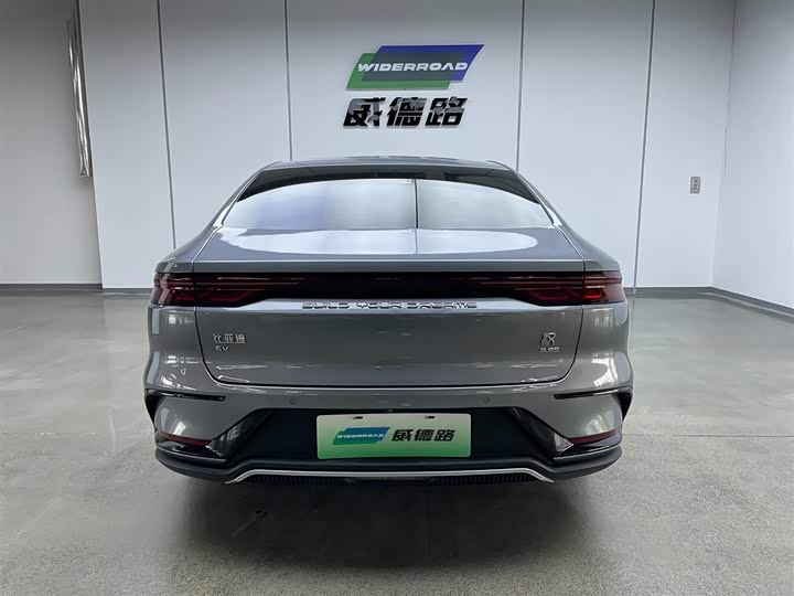 Фото 2 - BYD Han