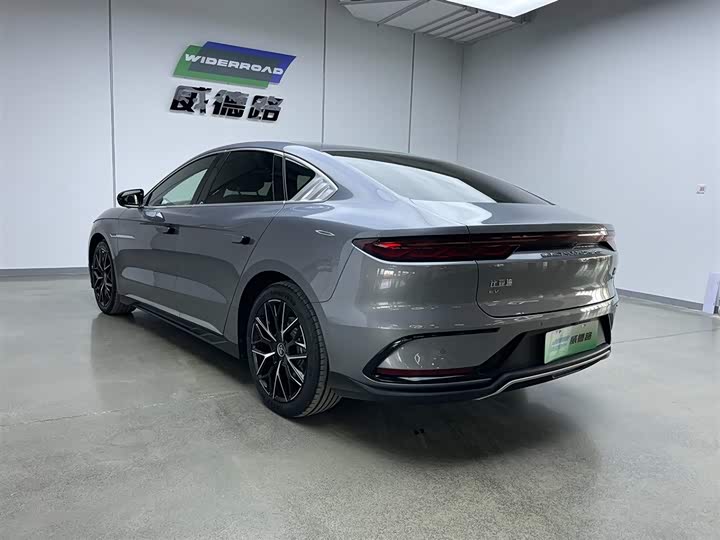 Фото 6 - BYD Han