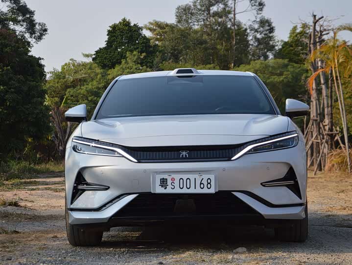 Фото 2 - BYD Song L