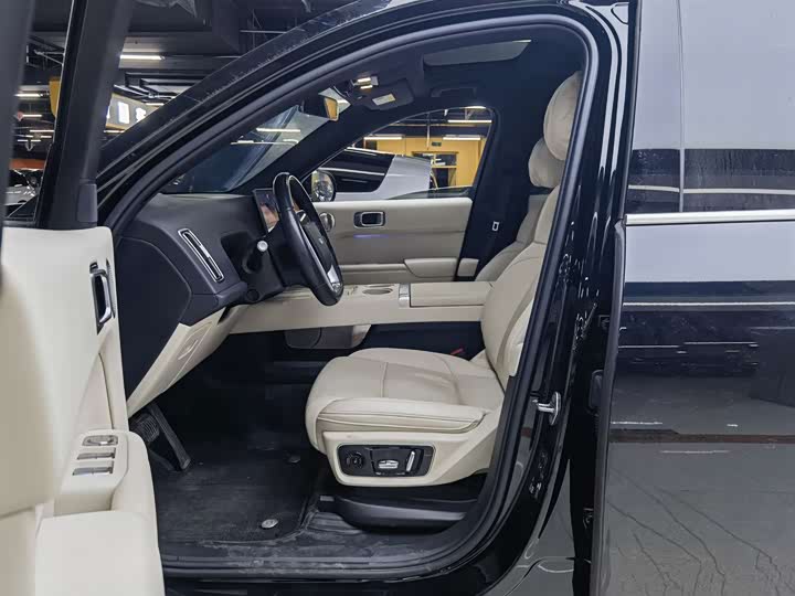 Фото 4 - LiXiang L7