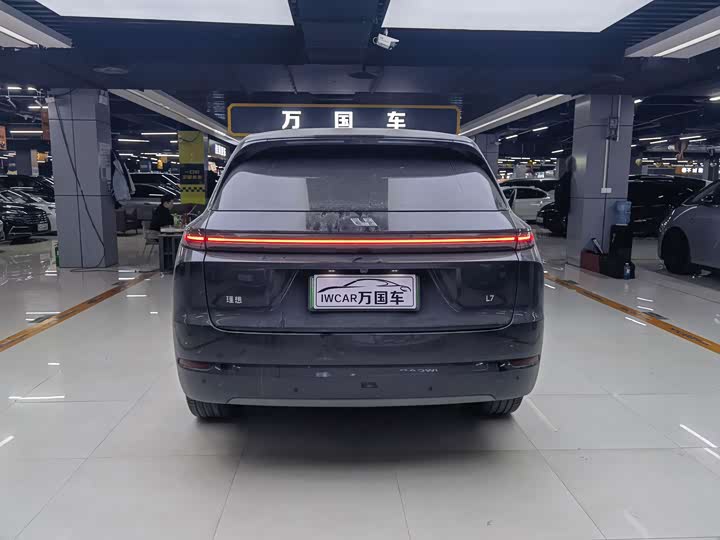 Фото 9 - LiXiang L7