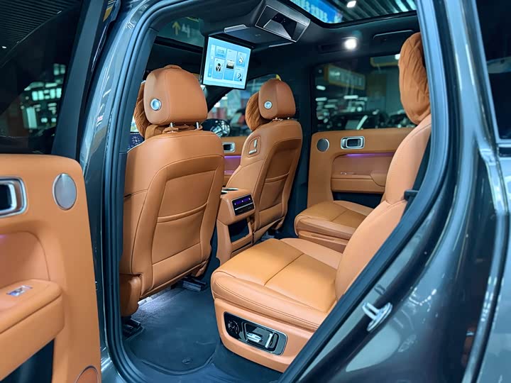 Фото 8 - LiXiang L8