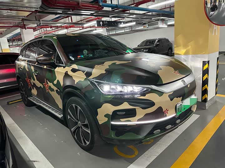 Фото 3 - BYD Tang Hybrid/EV