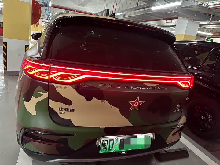 Фото 5 - BYD Tang Hybrid/EV