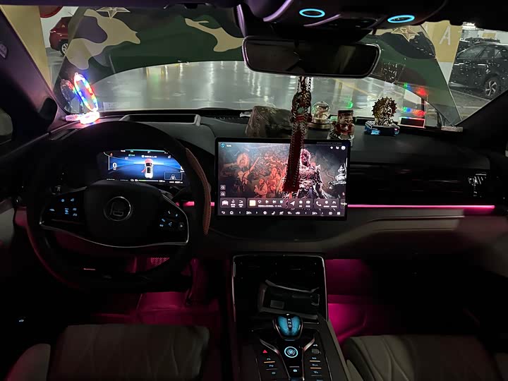 Фото 9 - BYD Tang Hybrid/EV