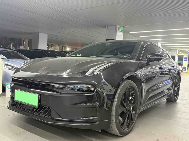 Фото 3 - Zeekr 001