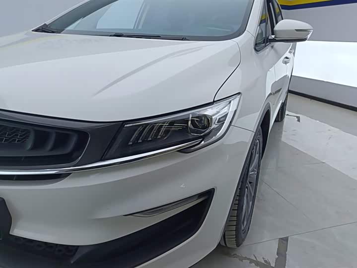 Фото 5 - Geely Jiaji