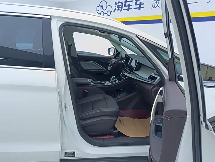 Фото 8 - Geely Jiaji