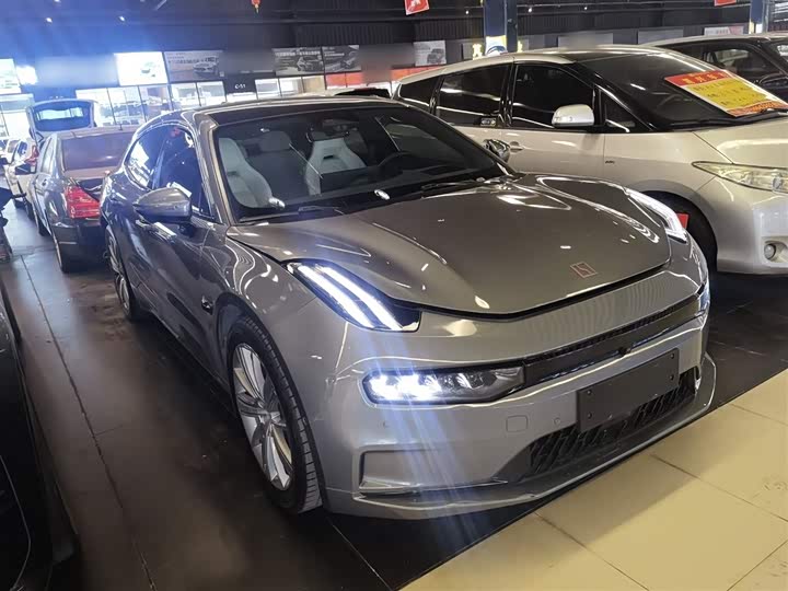 Фото 4 - Zeekr 001