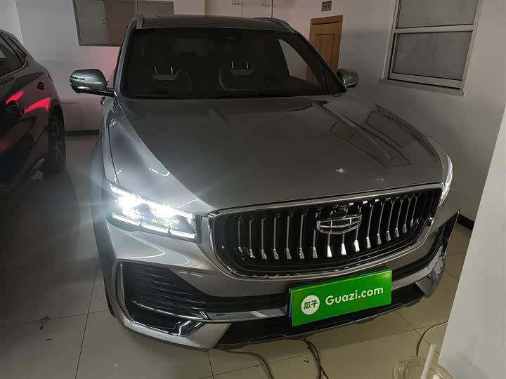 Фото 2 - Geely Monjaro