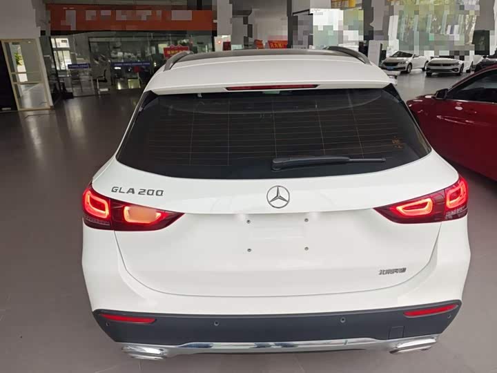 Фото 6 - Mercedes-Benz GLA-Class