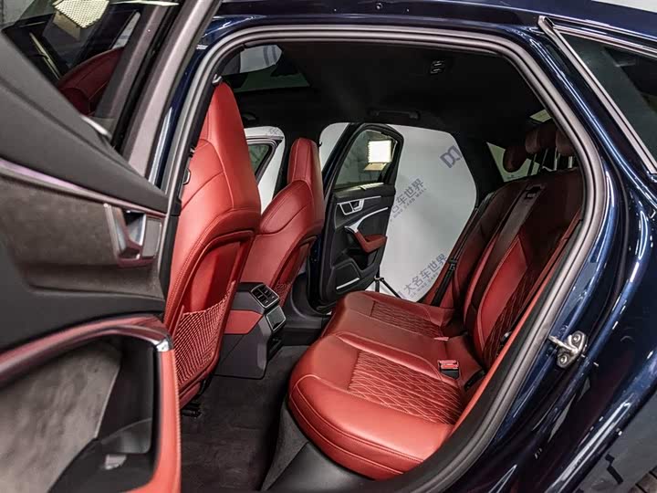 Фото 8 - Audi S6