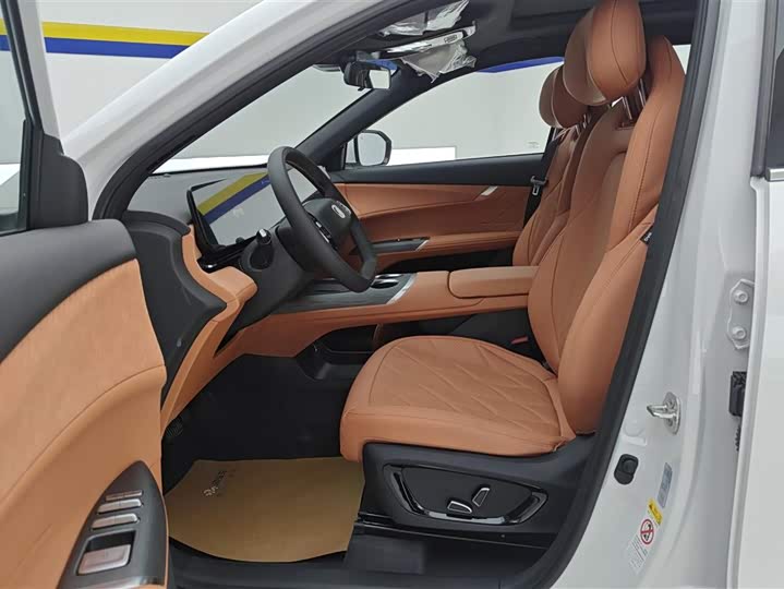 Фото 9 - Changan CS75 Plus