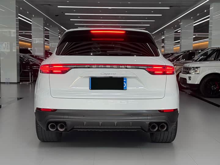 Фото 5 - Porsche Cayenne