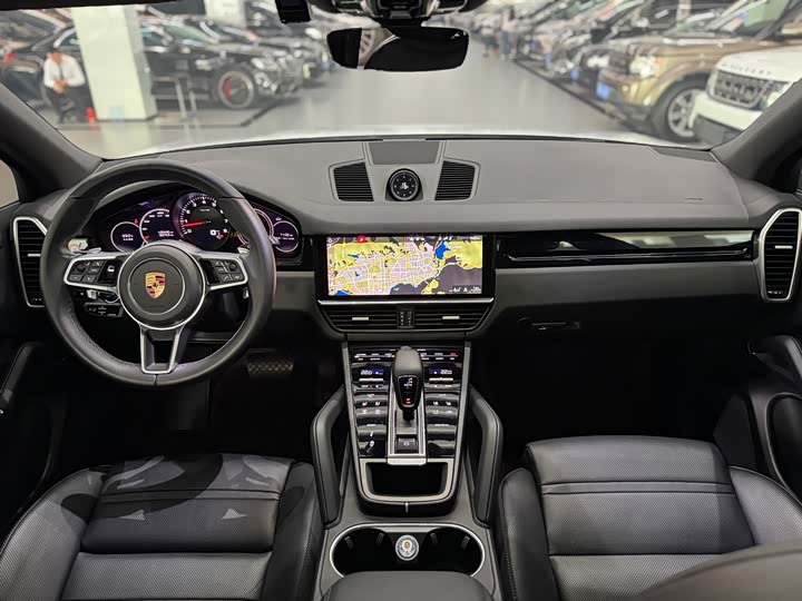 Фото 9 - Porsche Cayenne
