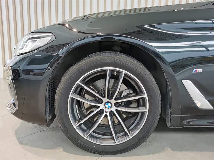 Фото 7 - BMW 5 Series