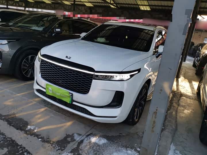 Фото 2 - LiXiang One