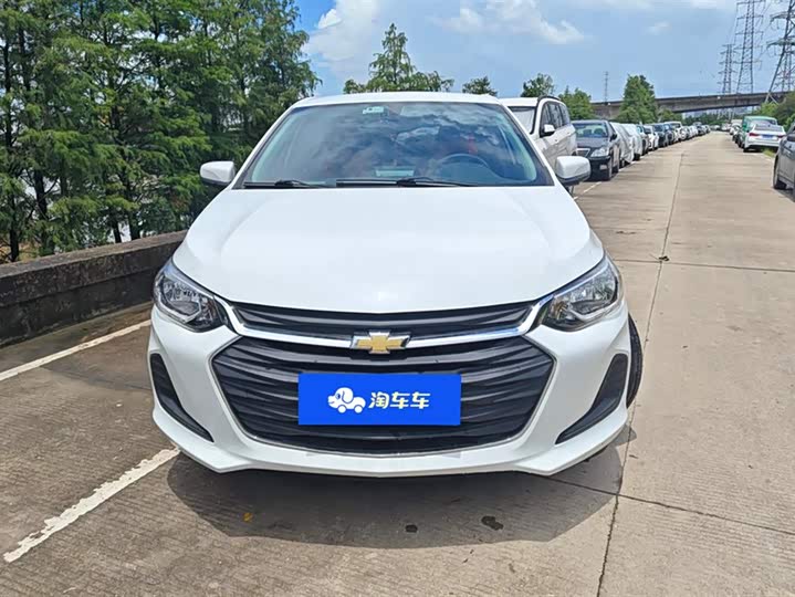 Фото 2 - Chevrolet Onix (Cavalier)