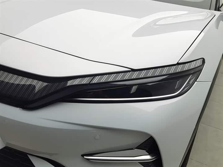 Фото 7 - BYD Song L