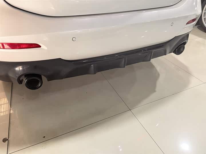 Фото 5 - BMW 1 Series